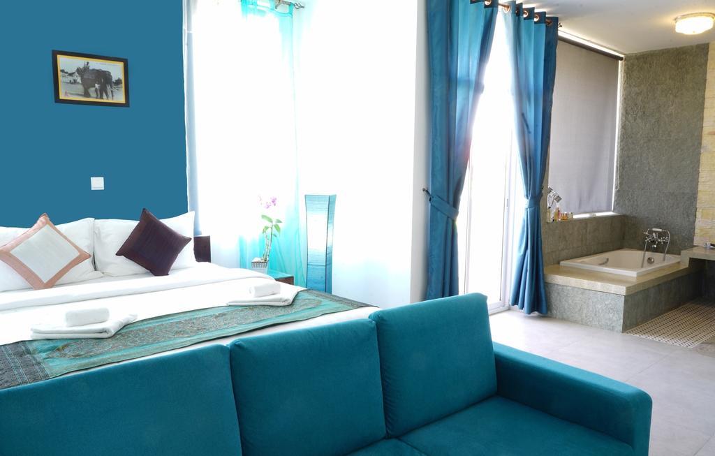 Hotel Paris Angkor Boutique Ciudad de Siem Riep Exterior foto